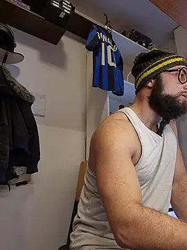 BeppeRagnar online show from December 2025 09:33:02 AM