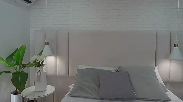 nina gb online show from March 2026 08:38:02 PM