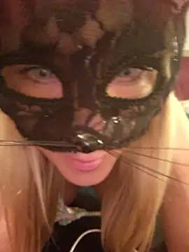 Snapshot of Libertine6259 chatting on May 2026 07:19:01 PM Libertine6259 online show from May 2026 07:19:01 PM