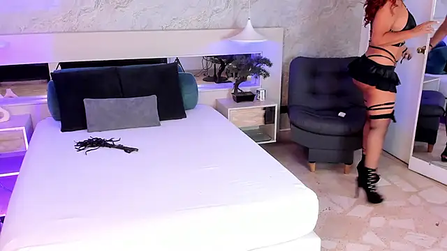 Snapshot of Natashaa-bluer chatting on October 2025 01:32:01 PM Natashaa-bluer online show from October 2025 01:32:01 PM