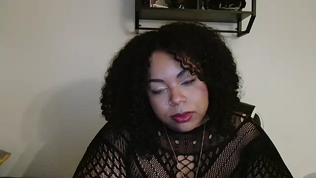 Snapshot of KalaniRose chatting on October 2025 06:12:02 AM KalaniRose online show from October 2025 06:12:02 AM