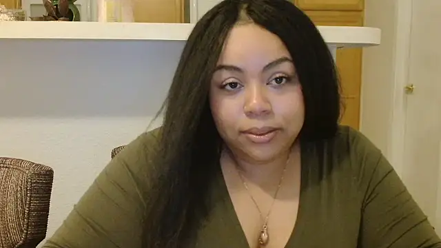 Snapshot of KalaniRose chatting on October 2025 01:38:01 AM KalaniRose online show from October 2025 01:38:01 AM