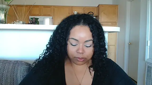 Snapshot of KalaniRose chatting on October 2025 12:34:02 AM KalaniRose online show from October 2025 12:34:02 AM