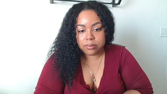 Snapshot of KalaniRose chatting on October 2025 11:02:01 PM KalaniRose online show from October 2025 11:02:01 PM