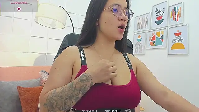 Sasha Grace online show from March 2026 01:10:02 PM