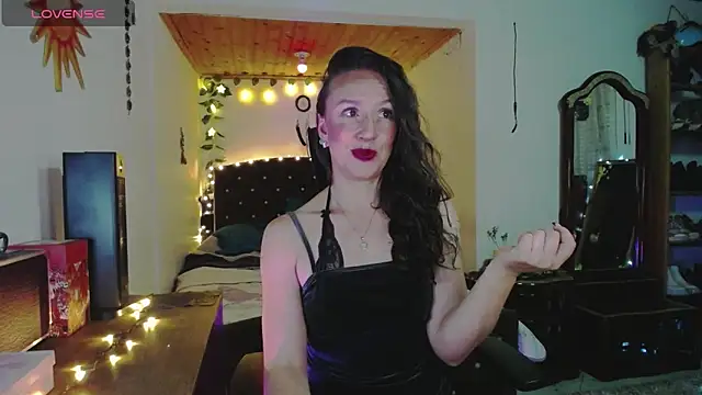 Snapshot of indigo_wild_ chatting on October 2025 01:15:02 AM indigo wild online show from October 2025 01:15:02 AM