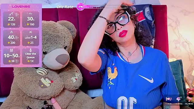 Snapshot of CHIARAJJONES chatting on July 2026 01:00:02 PM CHIARAJJONES online show from July 2026 01:00:02 PM