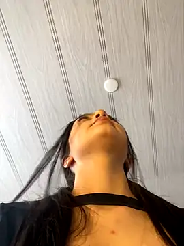 Snapshot of __Lorelain__ chatting on October 2025 07:57:02 PM Lorelain online show from October 2025 07:57:02 PM