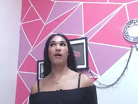 Tifany Adams online show from October 2025 08:33:01 PM