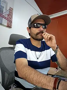 Snapshot of Nateskp_1 chatting on November 2025 07:40:02 PM Nateskp 1 online show from November 2025 07:40:02 PM