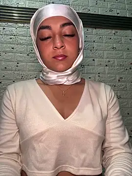 CelestSkyy online show from October 2025 08:30:02 PM