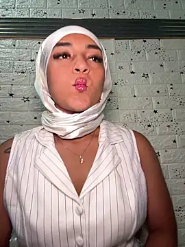 CelestSkyy online show from October 2025 12:33:02 AM