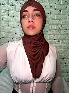 CelestSkyy online show from December 2025 03:53:01 AM