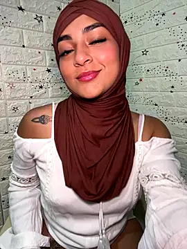 CelestSkyy online show from November 2025 01:04:02 AM