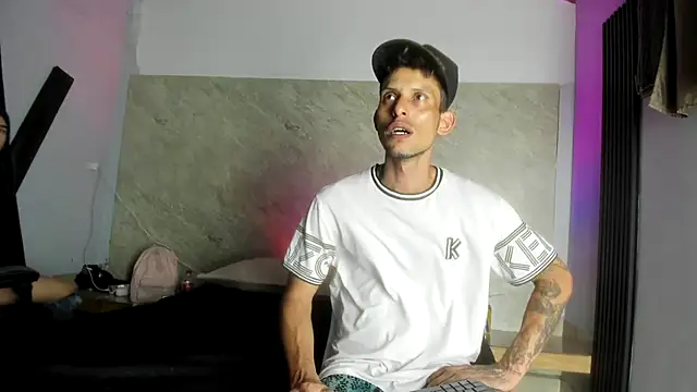 BenedettoMr69 online show from October 2025 04:24:02 AM