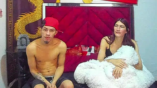 Pride couple online show from January 2026 11:11:02 PM