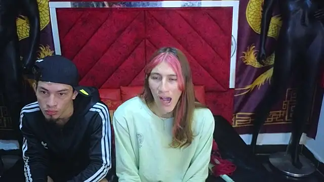 Pride couple online show from November 2025 11:27:02 PM