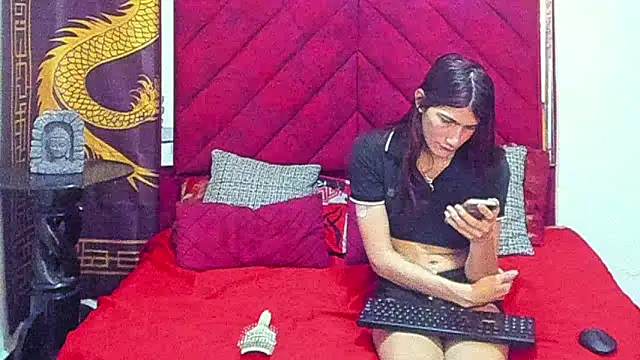 Pride couple online show from January 2026 11:22:01 PM