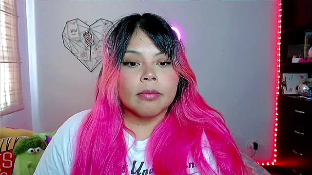 EllieMoonX online show from January 2026 08:27:01 PM