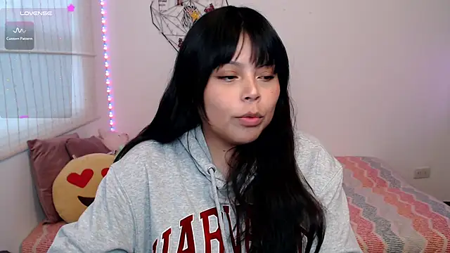 EllieMoonX online show from May 2026 10:07:01 PM