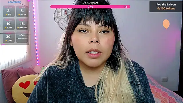 EllieMoonX online show from May 2026 10:03:01 PM