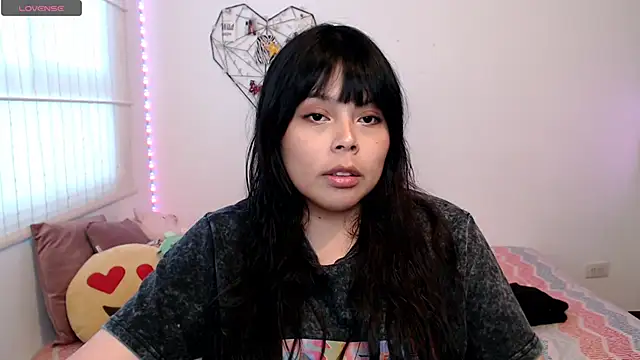 EllieMoonX online show from May 2026 10:27:01 PM