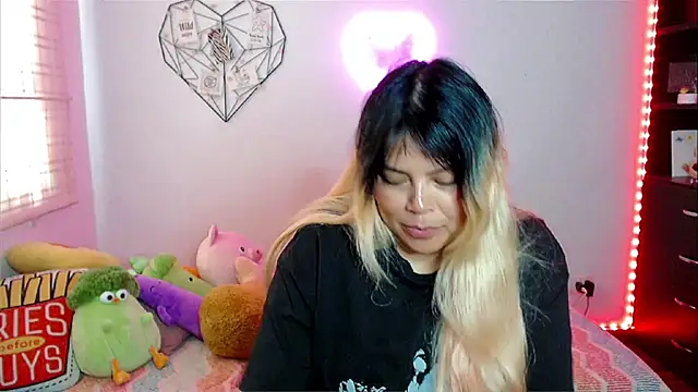 EllieMoonX online show from February 2026 09:03:02 PM