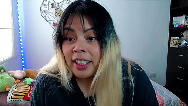 EllieMoonX online show from March 2026 09:39:01 PM