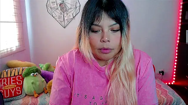 EllieMoonX online show from February 2026 08:17:02 PM