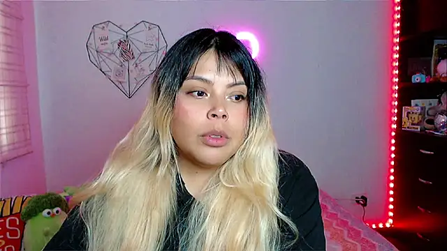 EllieMoonX online show from March 2026 08:55:01 PM