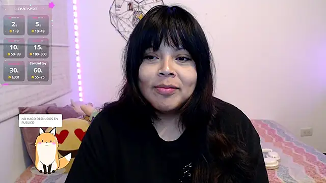 Snapshot of EllieMoonX chatting on July 2026 11:38:01 PM EllieMoonX online show from July 2026 11:38:01 PM