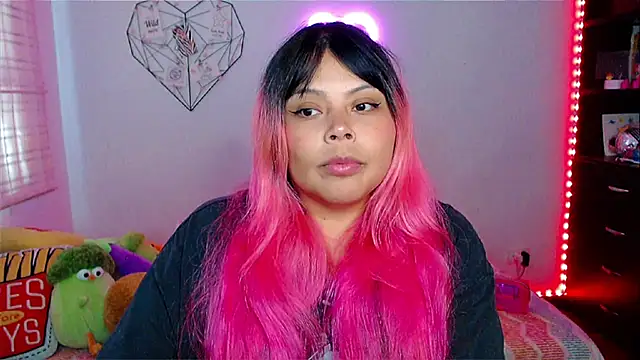 EllieMoonX online show from January 2026 08:57:01 PM