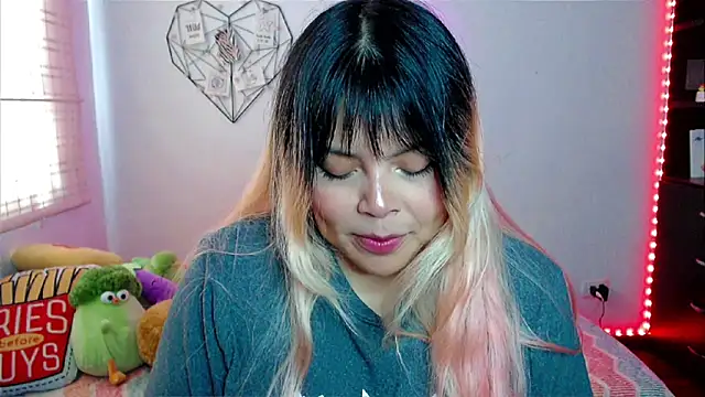 EllieMoonX online show from February 2026 08:31:02 PM