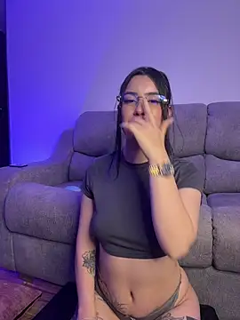 Lucy 699 online show from May 2026 05:44:02 AM