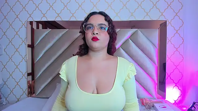 Snapshot of LilithFox1 chatting on October 2025 08:53:02 PM LilithFox1 online show from October 2025 08:53:02 PM