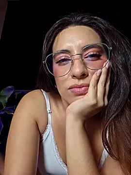 Meganthomson online show from February 2026 03:06:01 AM