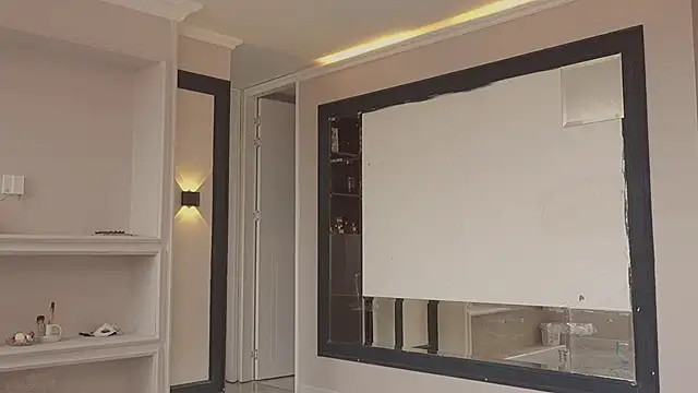 AbrilColls  online show from October 2025 08:20:02 PM