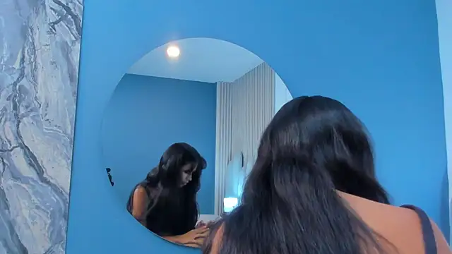 luly dreams online show from June 2026 11:26:01 AM