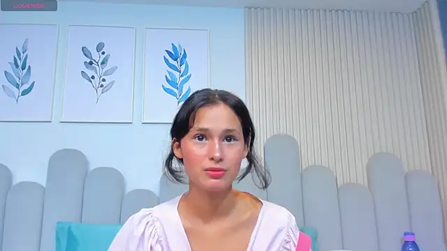 luly dreams online show from June 2026 11:27:02 AM