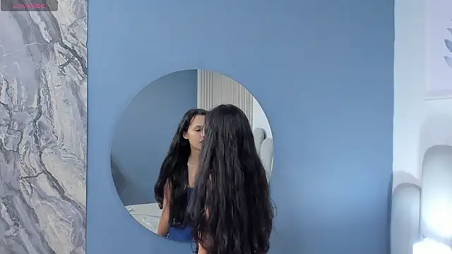 luly dreams online show from May 2026 11:25:01 AM