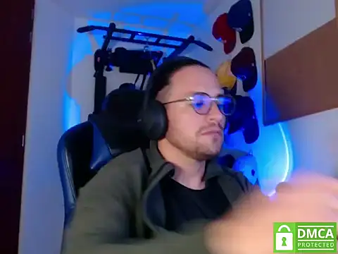 Snapshot of kurt_xx chatting on October 2025 12:31:02 AM kurt xx online show from October 2025 12:31:02 AM