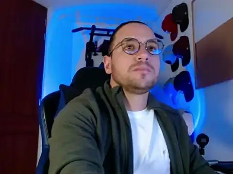 Snapshot of kurt_xx chatting on December 2025 08:47:02 AM kurt xx online show from December 2025 08:47:02 AM