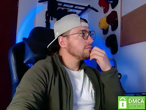 Snapshot of kurt_xx chatting on November 2025 04:41:01 AM kurt xx online show from November 2025 04:41:01 AM