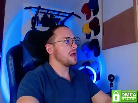 Snapshot of kurt_xx chatting on October 2025 01:13:01 AM kurt xx online show from October 2025 01:13:01 AM