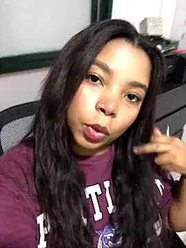 Snapshot of Sara_Coopers chatting on November 2025 11:19:02 PM Sara Coopers online show from November 2025 11:19:02 PM