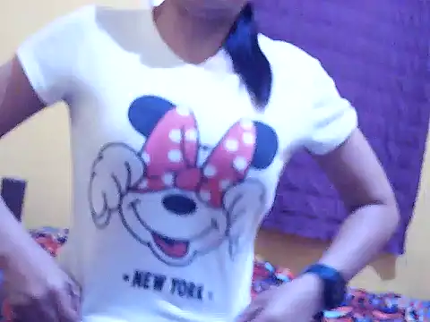 GentlePearl Palangga online show from November 2025 01:43:01 AM