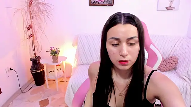 EmmaMyers1 online show from May 2026 08:45:02 PM