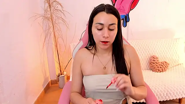 EmmaMyers1 online show from February 2026 08:37:02 PM