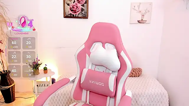 EmmaMyers1 online show from June 2026 10:38:01 PM