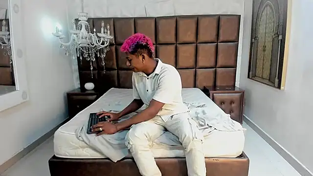 MorenitoDigno online show from January 2026 06:47:02 PM